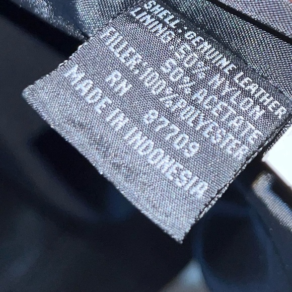 Men's Black Leather Jacket by Thinsulate - Picture 13 of 14